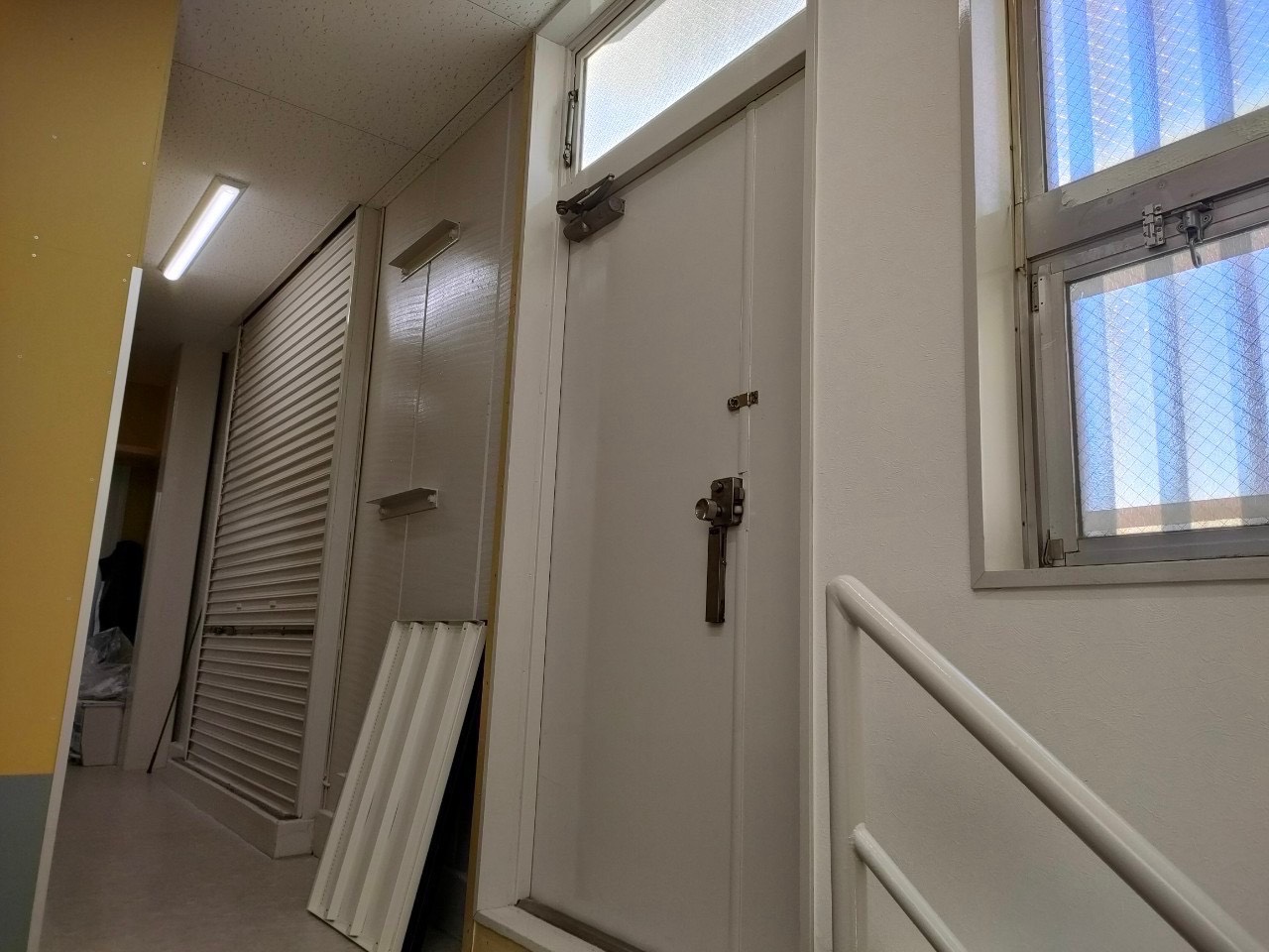 大垣市の店舗塗装。内部の塗り替えの施工後の画像